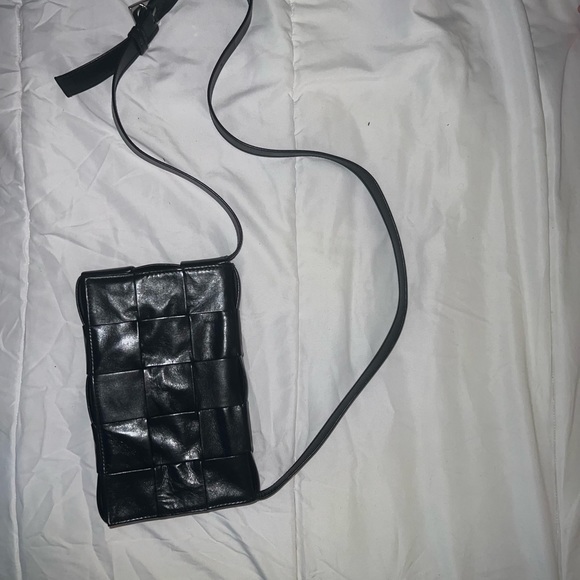 Bottega Veneta Cassette intreccio leather bag - Picture 8 of 8